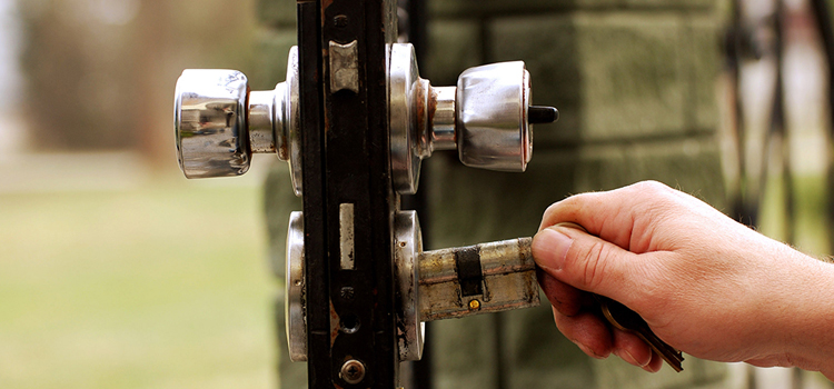 front door latch repair Bloomingdale