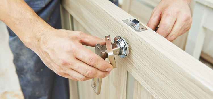 interior door repair Bloomingdale